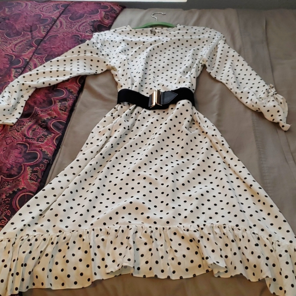 NWOT Iconic Polka Dot Maxi Dress